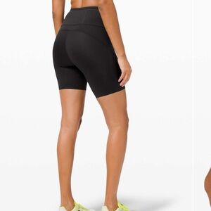 Lululemon Fast and Free High Rise Short 6" Elite
Black
